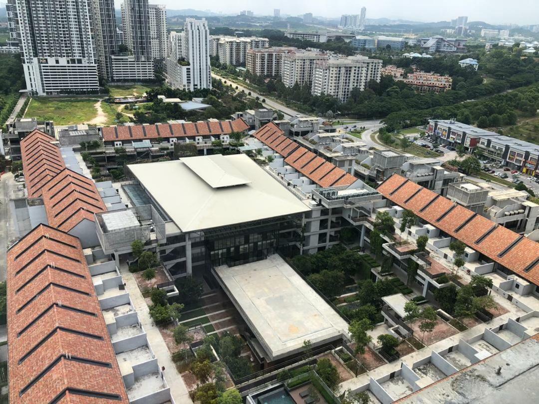 Tamarind Suites By Subhome Cyberjaya Dış mekan fotoğraf